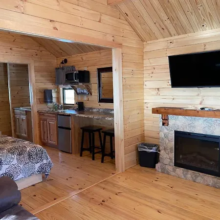 Lakewood Park Campground - Luxury Cabin Barnesville Exterior photo